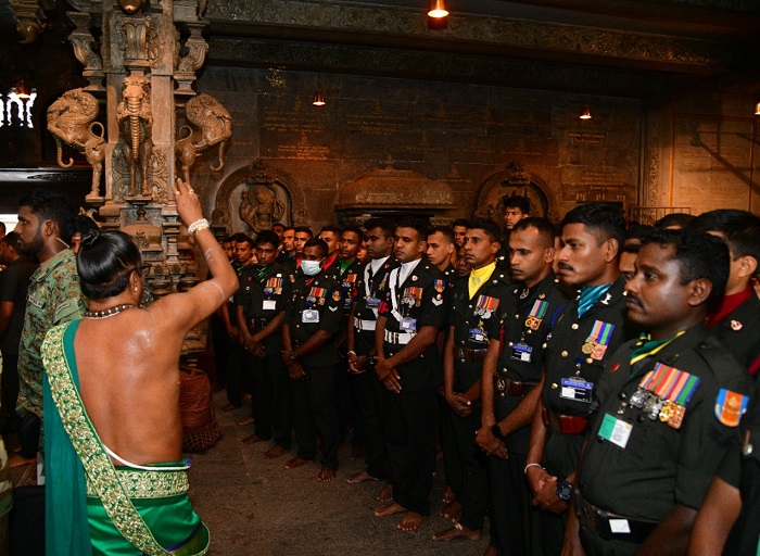 Mayurapathi-Kovils-Abishekam-Pooja-Bless