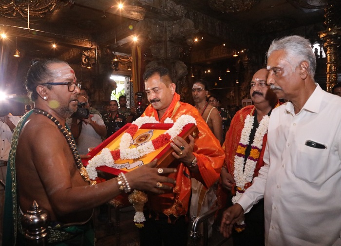 Mayurapathi-Kovils-Abishekam-Pooja-Bless