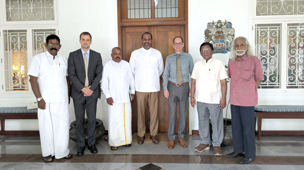 தமிழர்களின் நில இருப்பை உறுதிபடுத்த சர்வதேச சமூகம் தலையிட வேண்டும்; நான்கு நாட்டு தூதுவர்களிடம் கஜன் அணி வலியுறுத்தல்